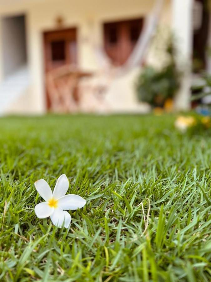 Suite Das Flores Em Guajiru Trairi Esterno foto